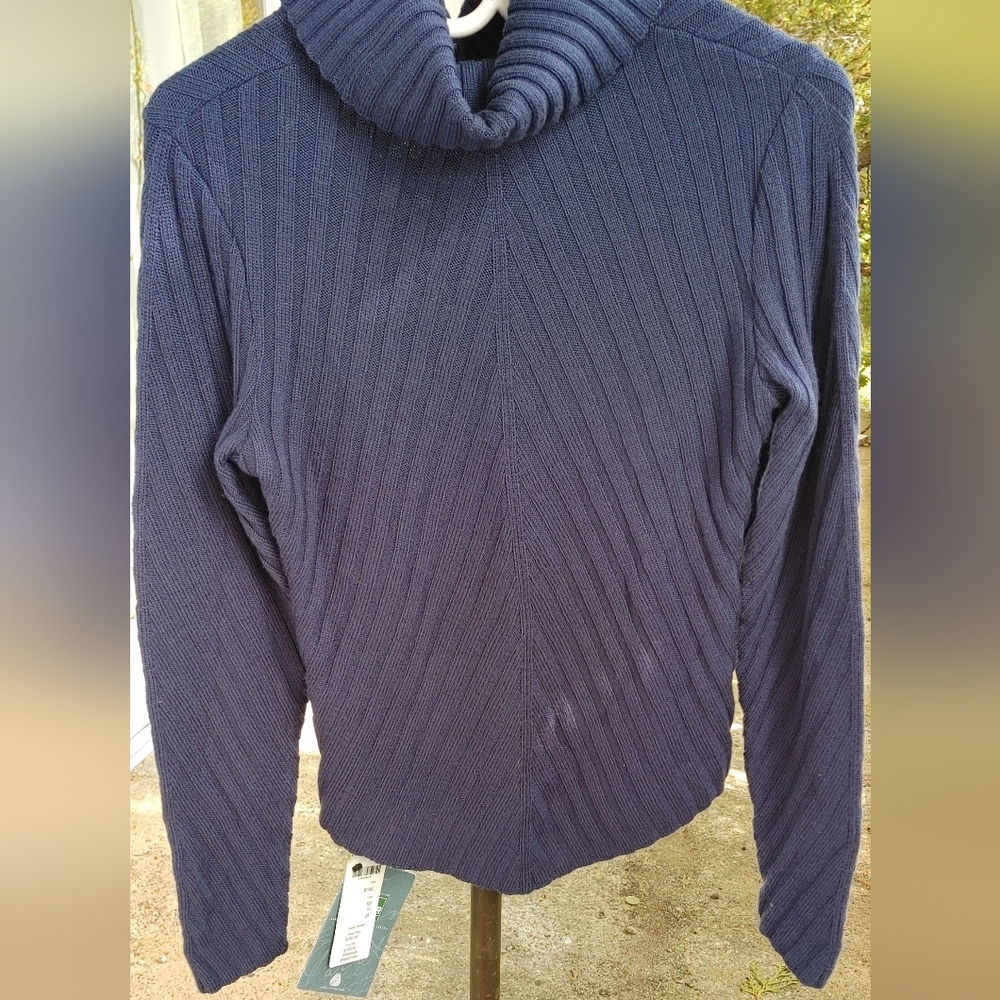 Geiger. Australia 100% Wool Sweater SZ. 38 S\M NWT